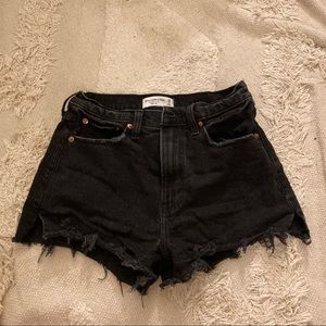 Abercrombie The Mom Short High Rise Jean Short